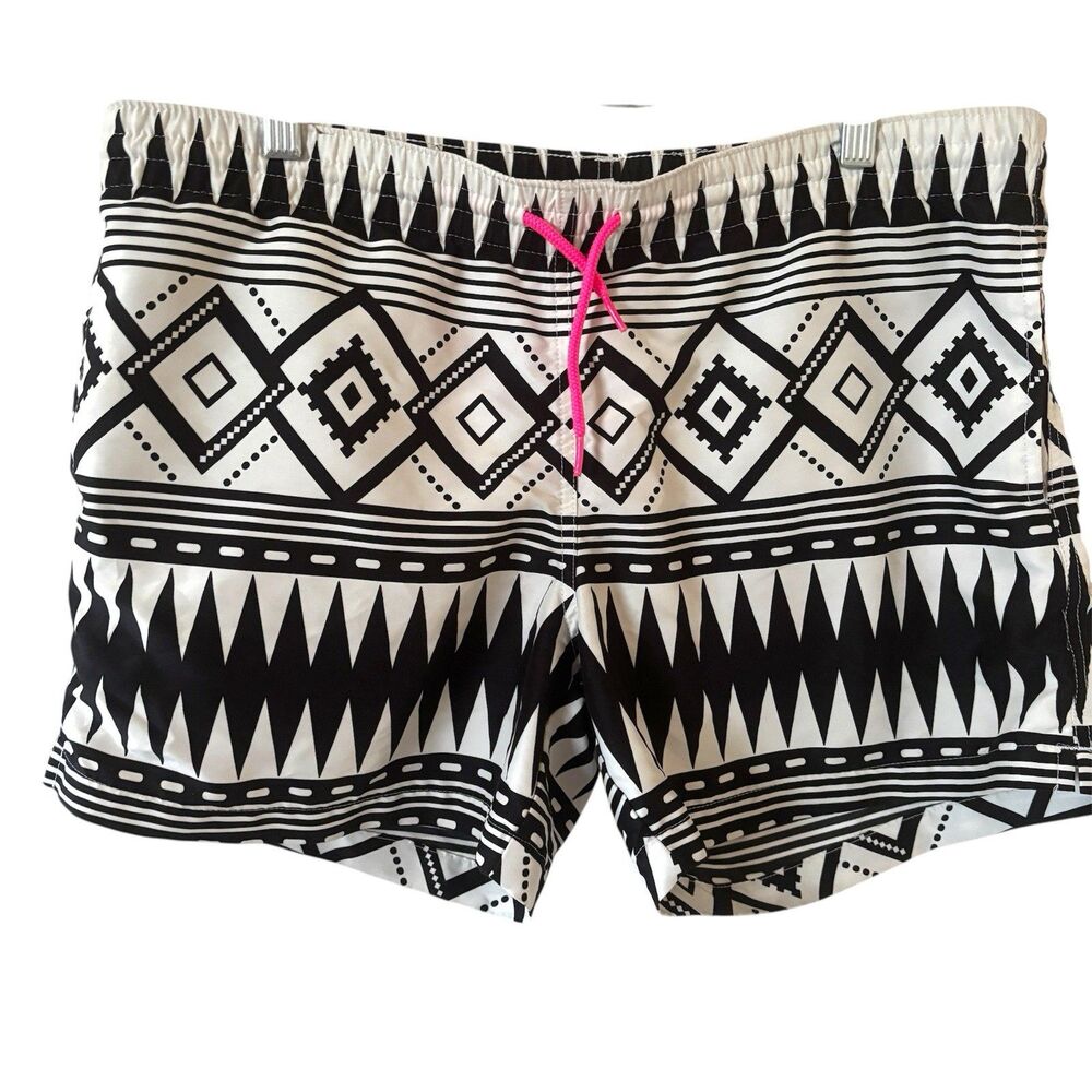 Chubbies Mens Swim Trunks Size Medium Black White Aztec Beach Travel Made in USA